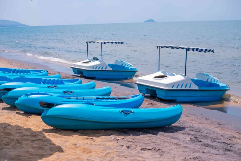 Water sports (kayaking,  pedal boat) 